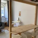Casa Dos Poetas بيت شباب *