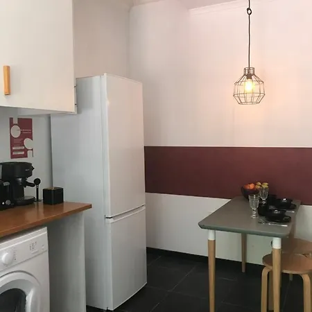 Casa Dos Poetas Vandrarhem Caldas Da Rainha