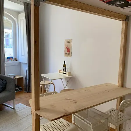 Casa Dos Poetas Hostal *