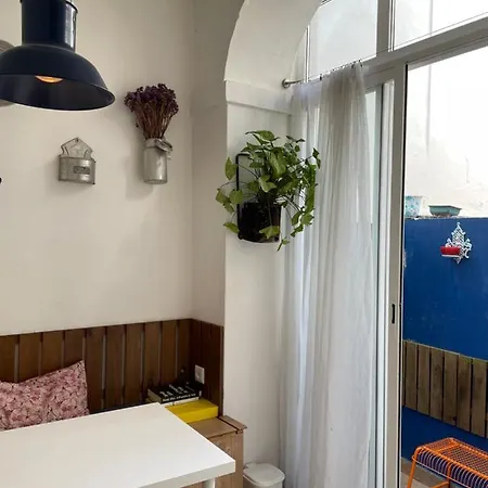 Casa Dos Poetas * Caldas Da Rainha