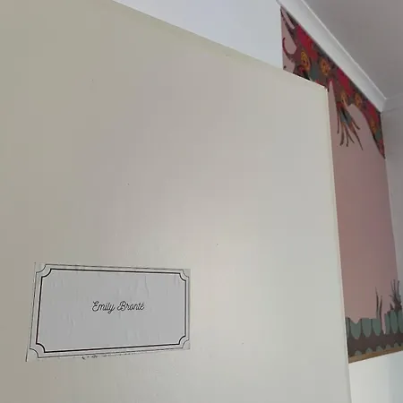 Hostal Casa Dos Poetas *