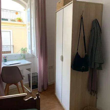 Hostal Casa Dos Poetas Caldas Da Rainha
