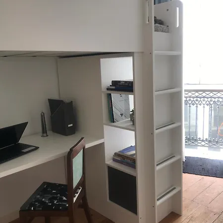 Casa Dos Poetas بيت شباب