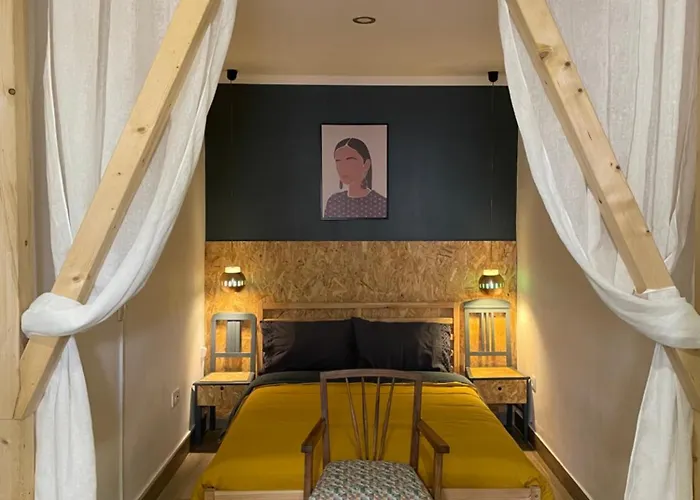 Casa Dos Poetas Albergue